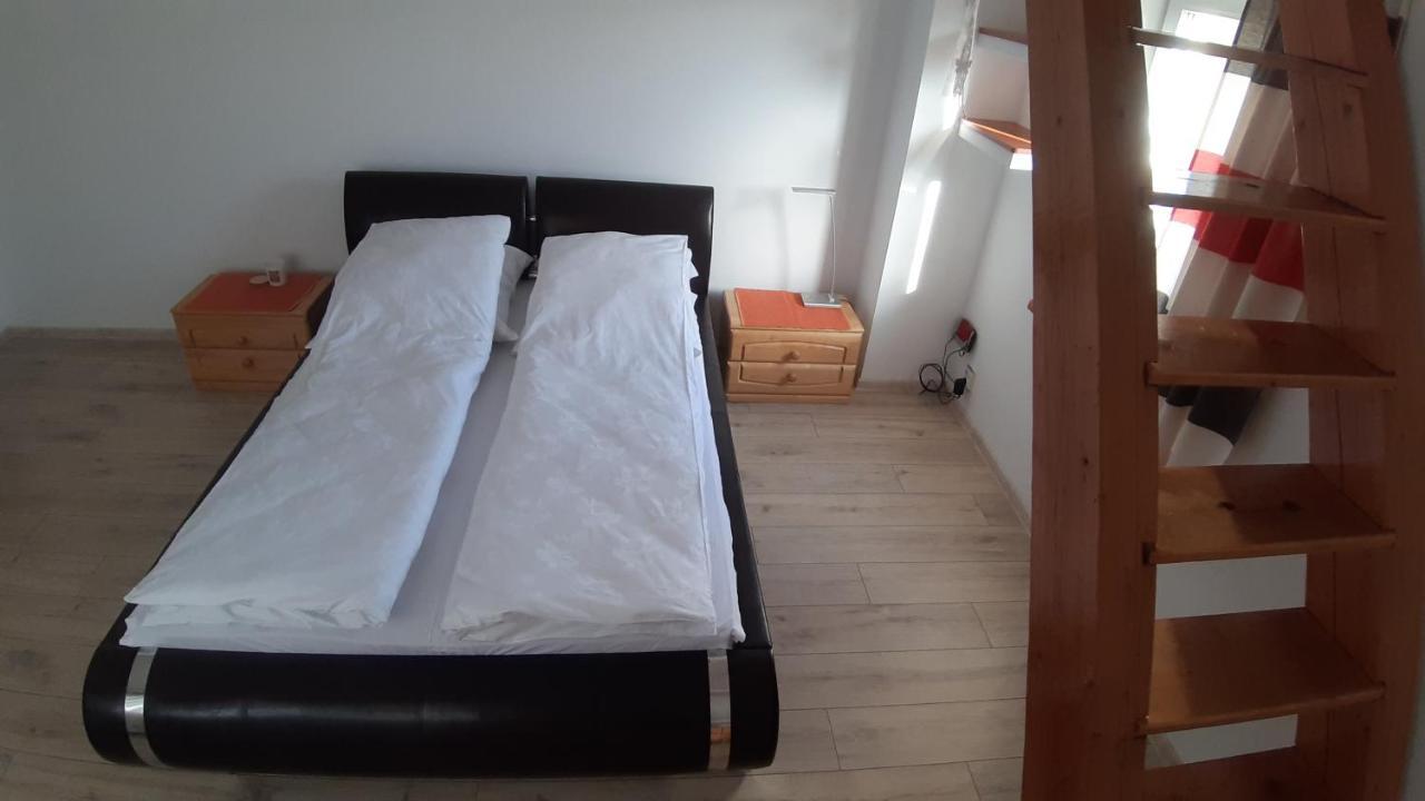 Villa Casa Ultracentral Suceava Extérieur photo