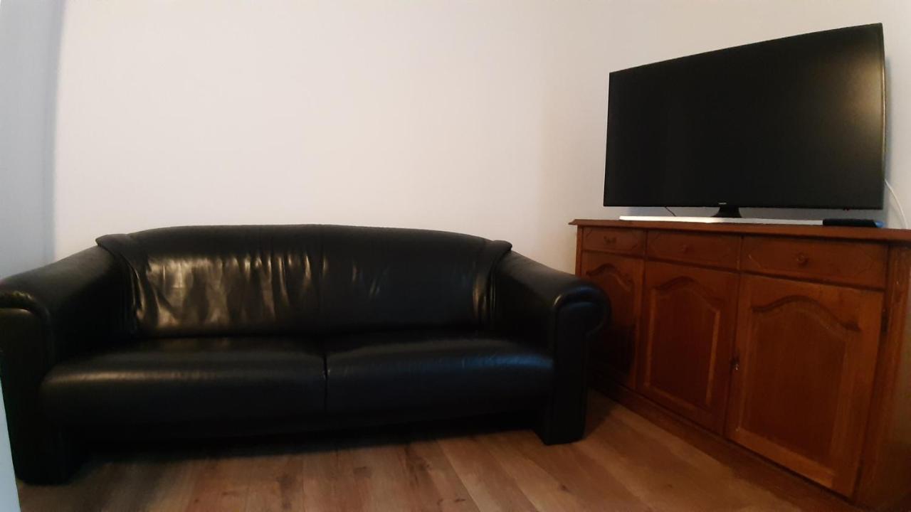 Villa Casa Ultracentral Suceava Extérieur photo
